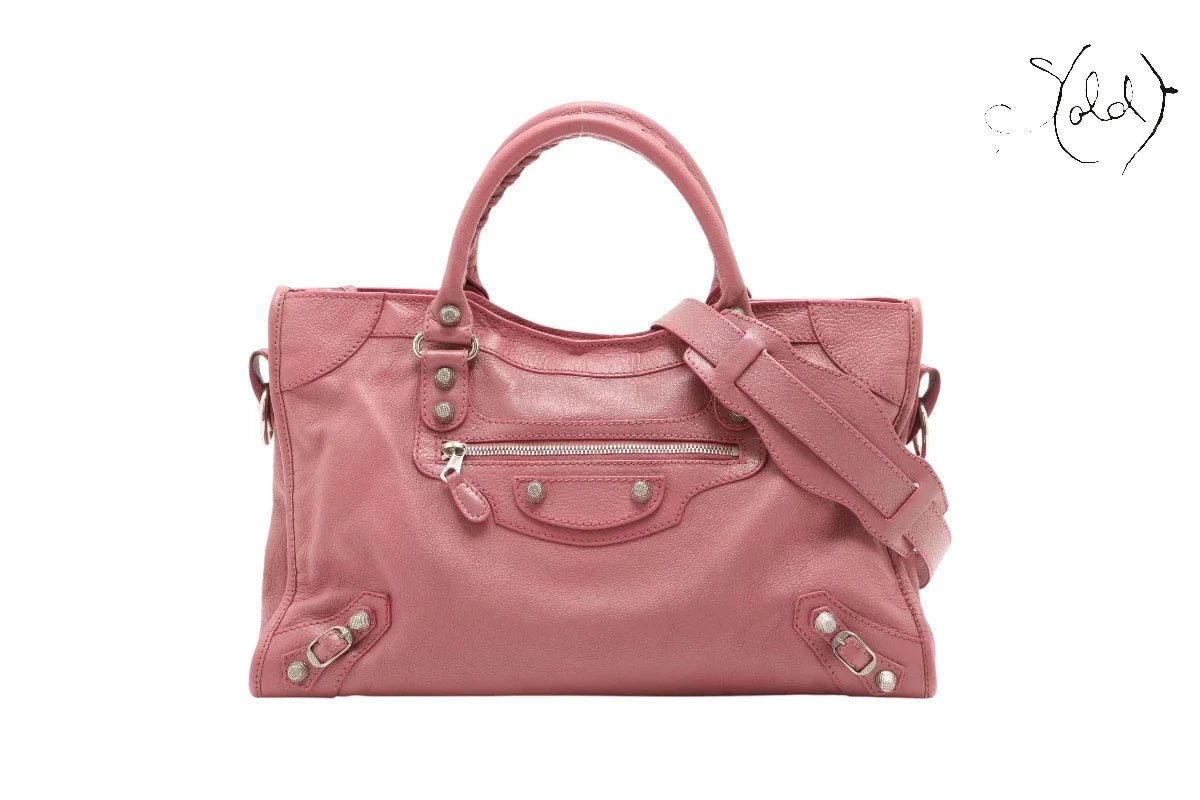 Five Bag Trends Defining Summer 2026: The Pre-Owned Pieces That Nail Each One - Sold Attire