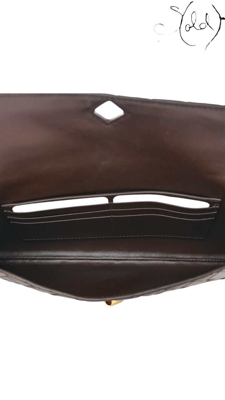 BOTTEGA VENETA Andiamo Clutch – Fondant Intrecciato, Base view | Sold Attire