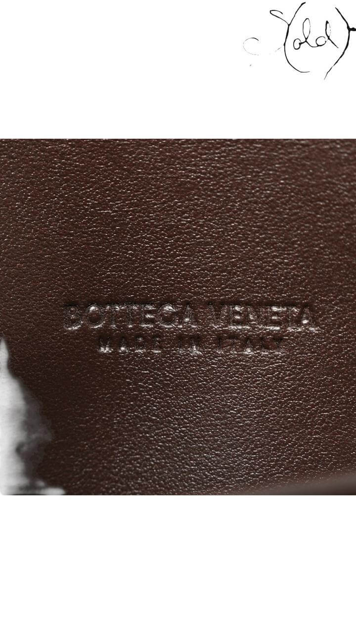 BOTTEGA VENETA Andiamo Clutch – Fondant Intrecciato, Detail view | Sold Attire