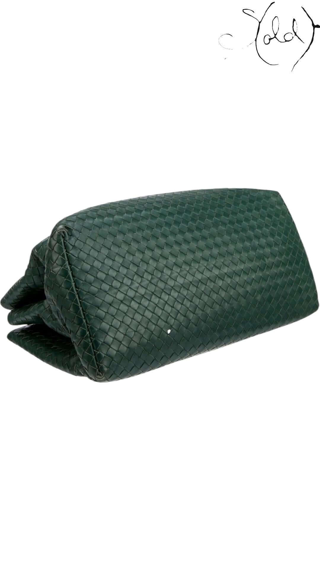 BOTTEGA VENETA Nappa Intrecciato Medium Roma – Forest Green Weave, Detail view | Sold Attire