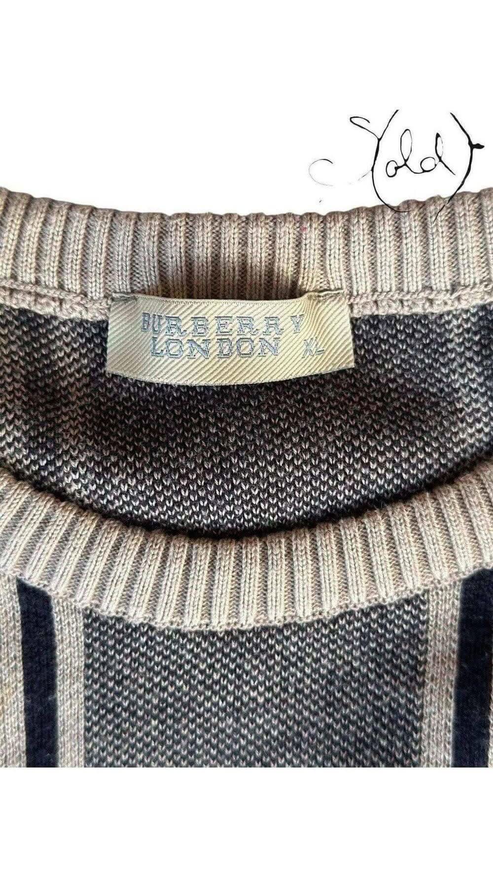 Burberry Checked Jumper – Heritage Classic