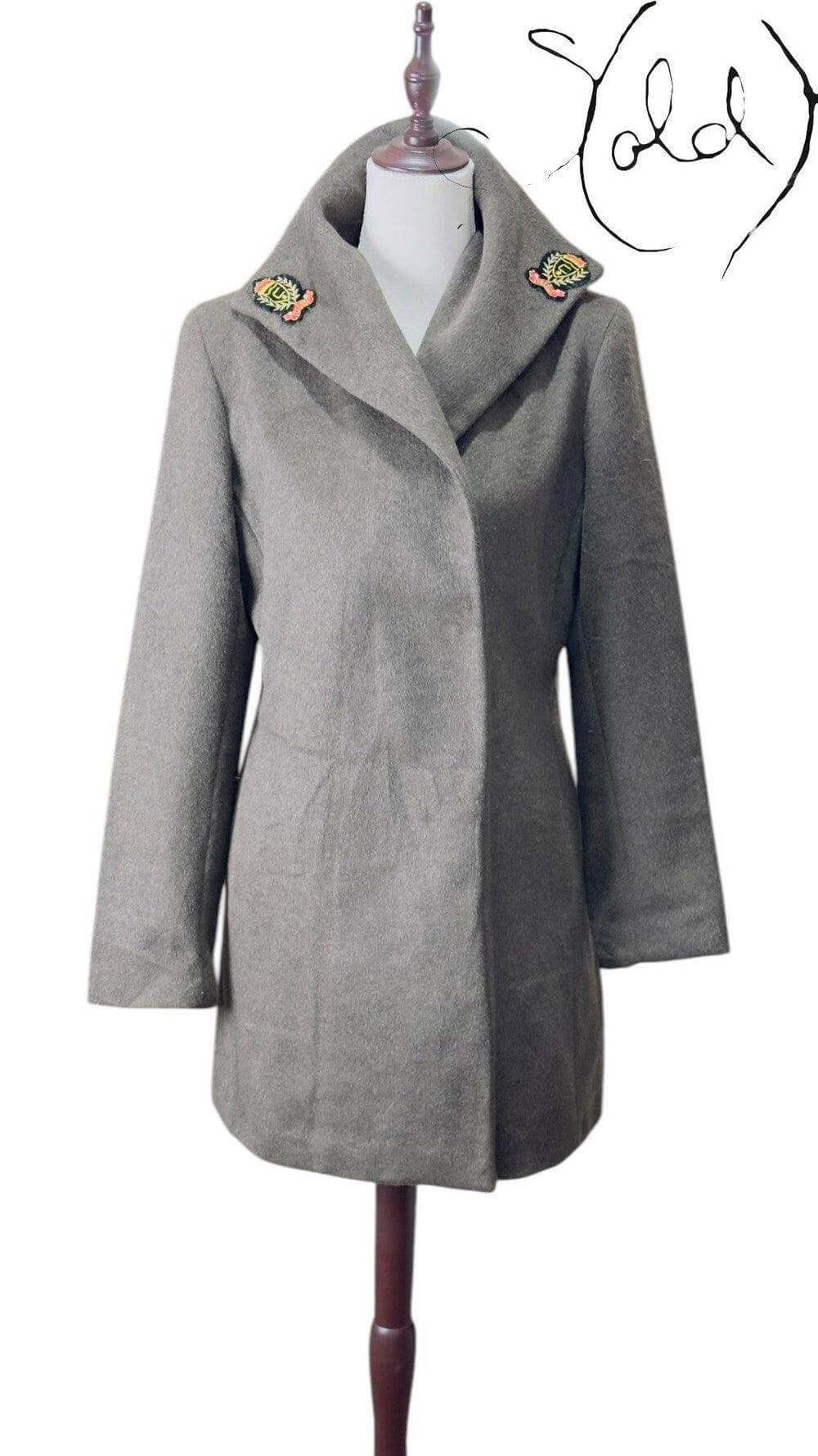 Calvin Klein Cashmere-Blend Coat – Embroidered Elegance, Interior view | Sold Attire