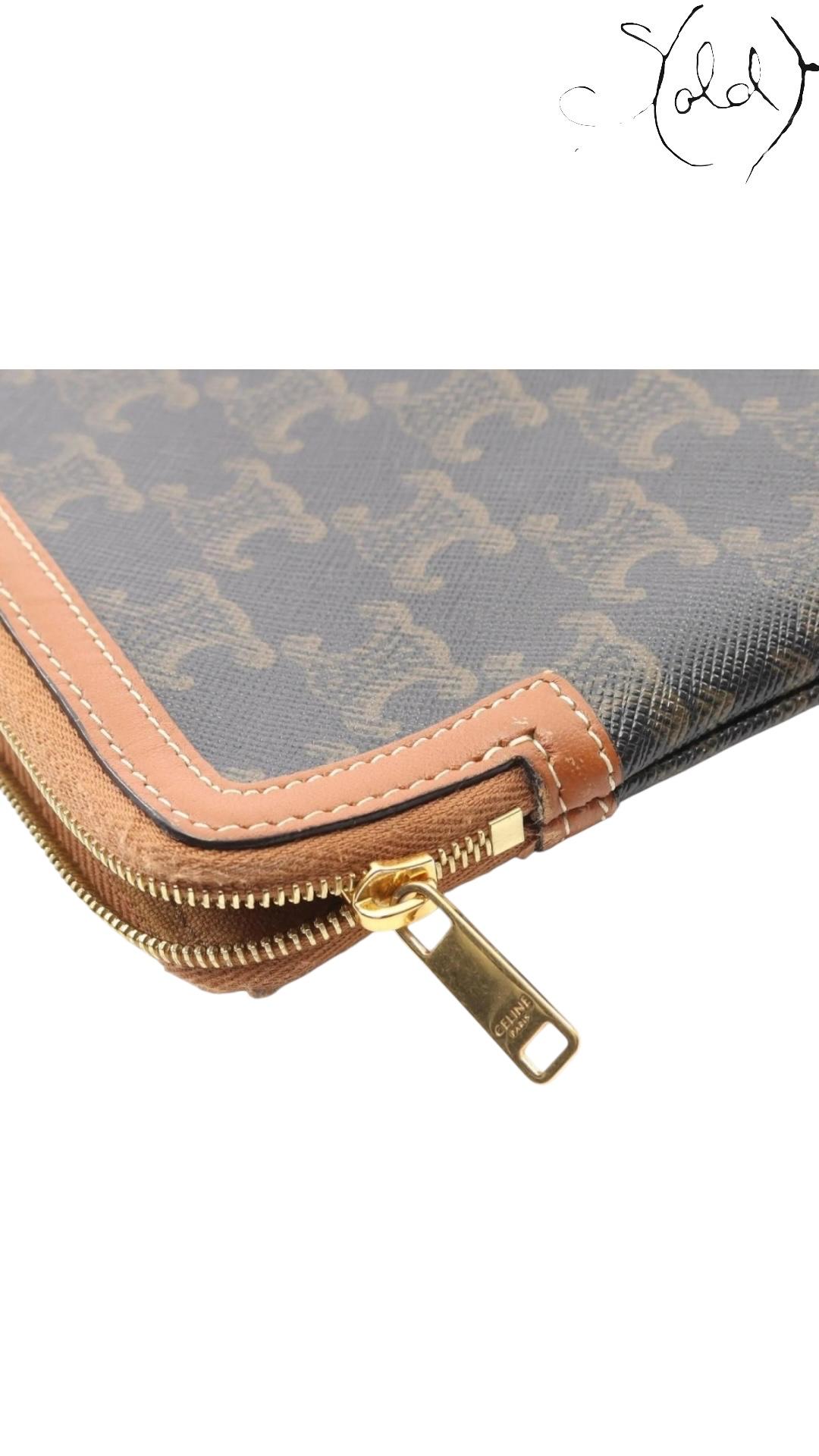 Céline Triomphe Canvas Medium Flat Pouch, Detail view | Sold Attire