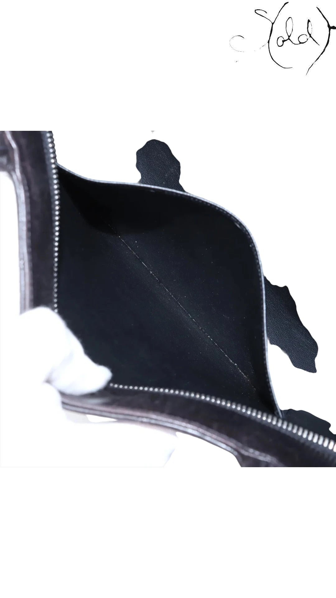 Chanel Medallion Tote Black Quilted Lambskin Silver Hardware Mid-2000s — Strap detail | Sold Attire