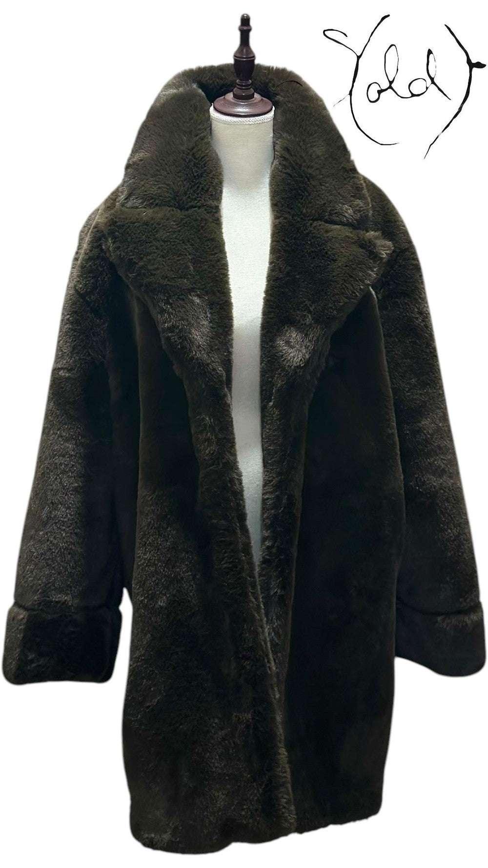Danielle Guizio Faux Fur Coat – Bold Glamour, Interior view | Sold Attire