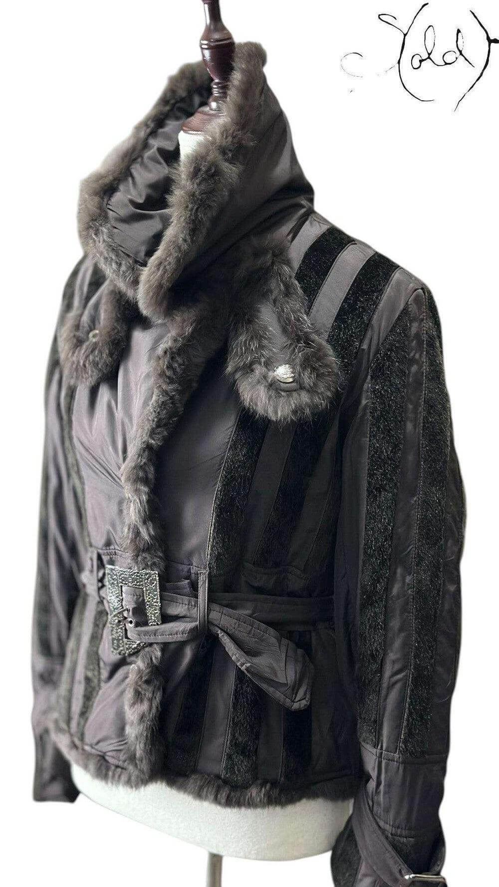 D&G Real Fur-Trimmed Belted Jacket – Statement Winter, Interior view | Sold Attire