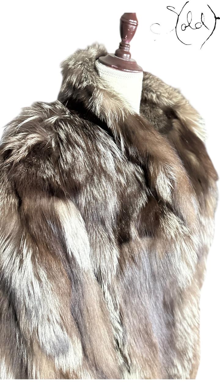 Vintage French Silver Fox Fur Coat 1980s Large XL Mint Condition, Interior view | Sold Attire