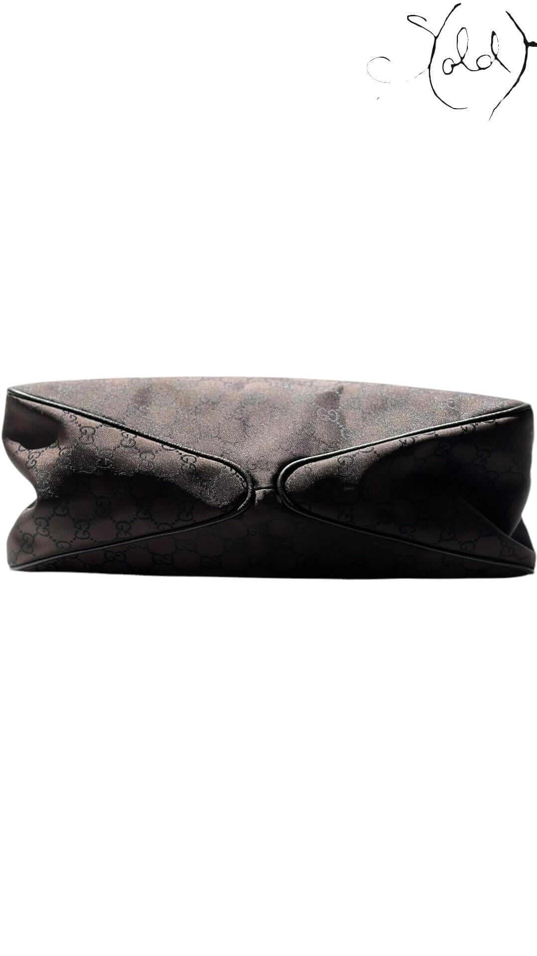 Gucci GG Colbert Shoulder Bag – 2000s Monogram Revival, Detail view | Sold Attire