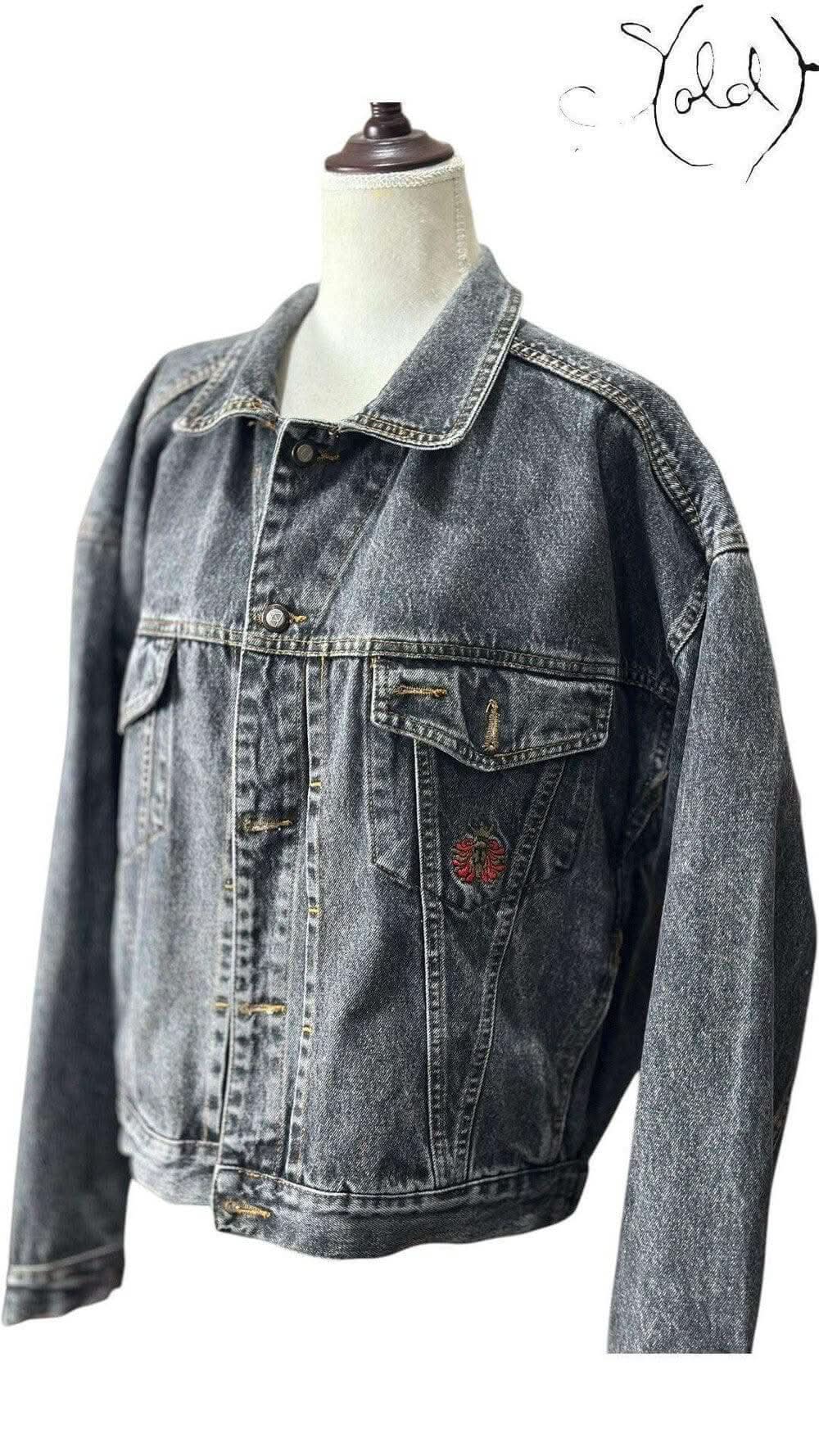 Italian Vintage Denim Jacket – Vintage Rugged Classic | Sold Attire