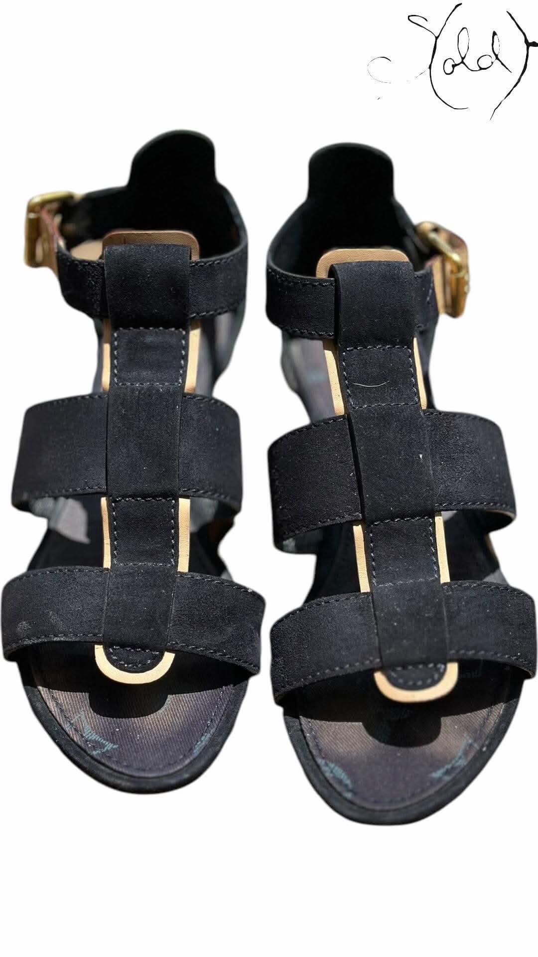 Louis Vuitton Monogram Flats – Quiet Flex | Sold Attire