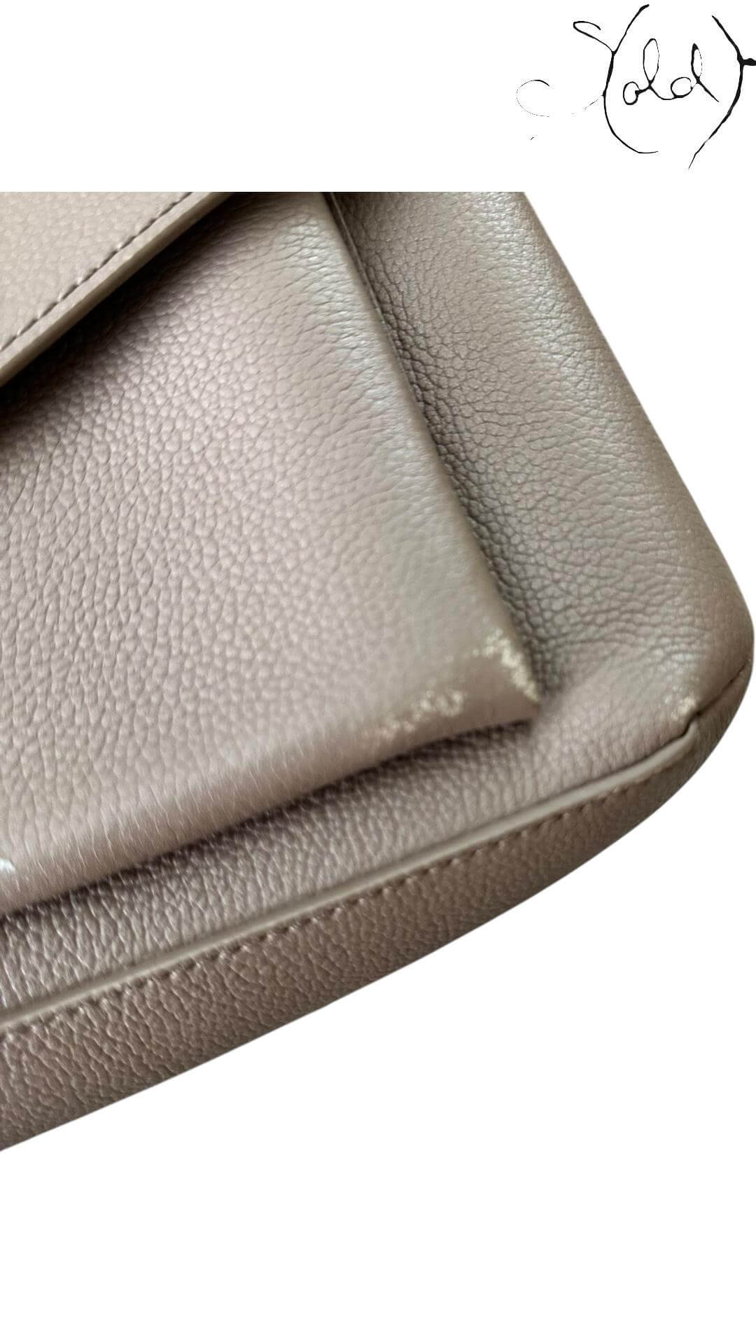 Louis Vuitton My Lockme Top Handle – Taupe Glacé Calfskin, Hardware detail | Sold Attire