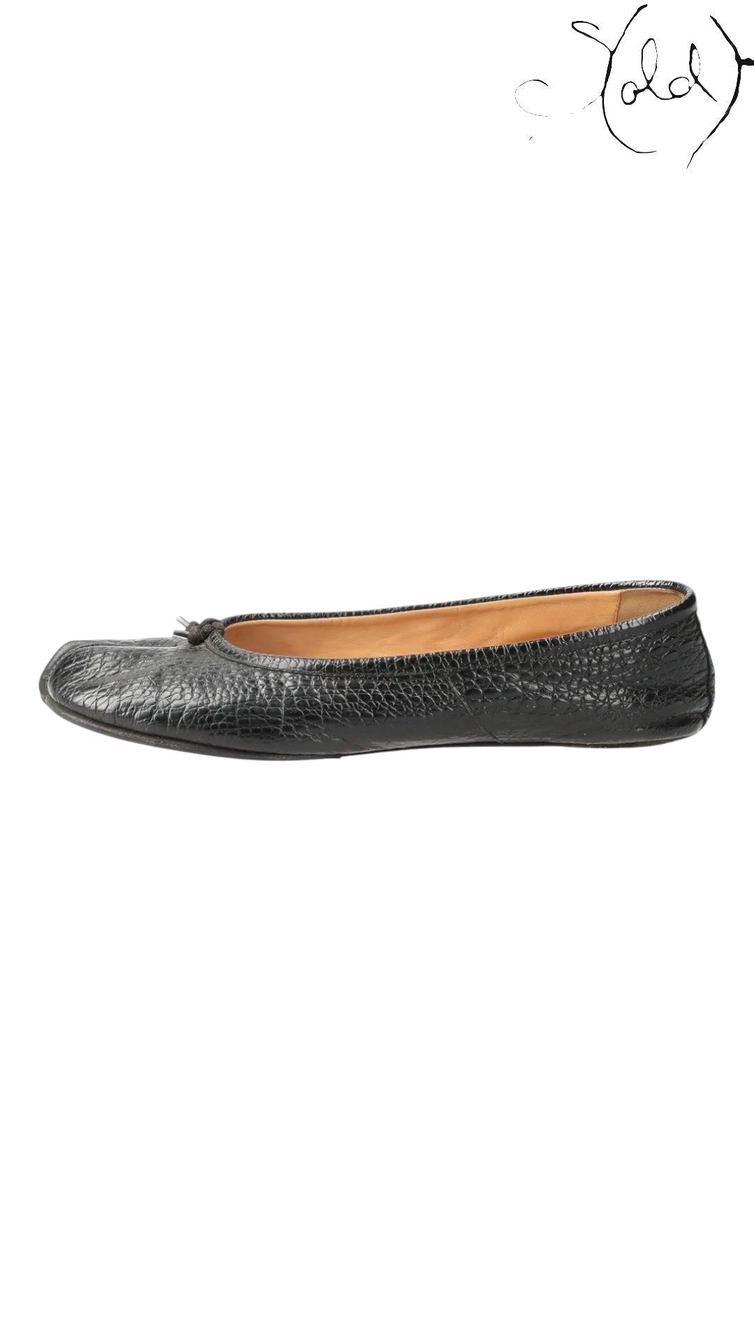 Sold Attire black mock-croc embossed leather Maison Margiela Tabi flat pumps with a cleft toe and bow detail.