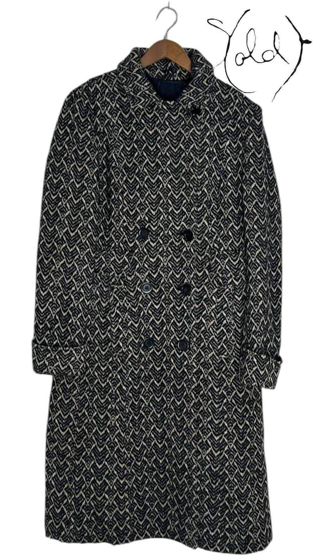 Max Mara Herringbone Wool Coat – Understated Elegance, Authenticated Pre-Owned | Sold Attire