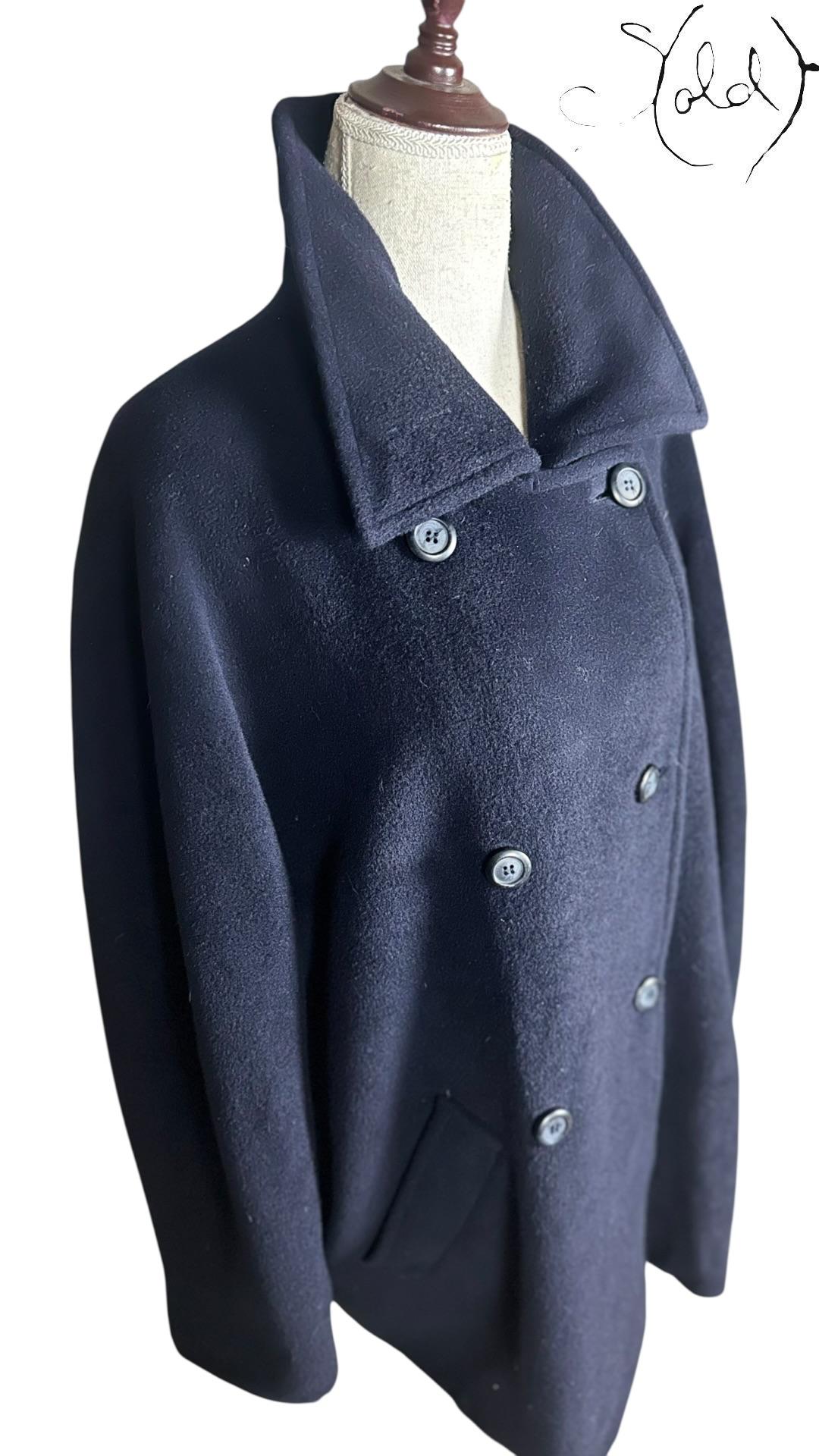 Max Mara Wool Double-Breasted Coat Navy Blue 2010s Size 44, Detail view | Sold Attire