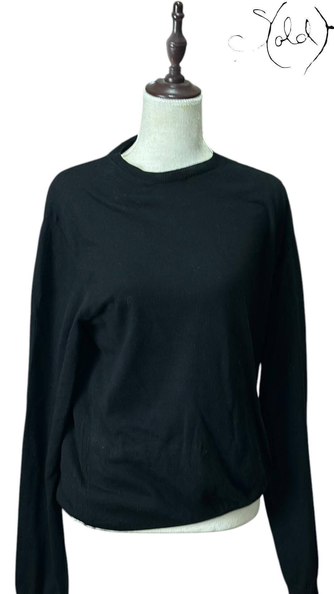 Prada Lightweight Cotton Sweater – Vintage Quiet Luxury, Hardware detail | Sold Attire