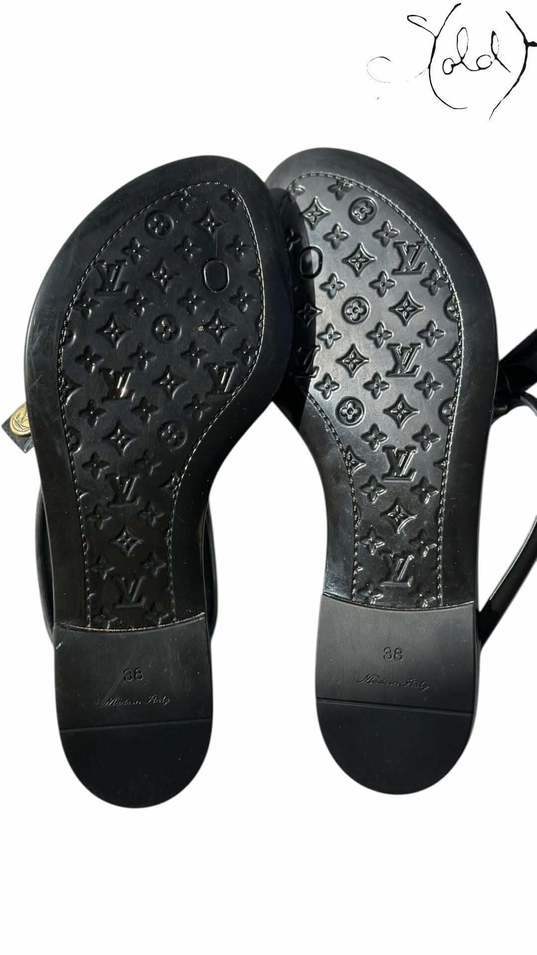 The Louis Vuitton Jelly Sea Star Thong Flats – Gloss Noir | Sold Attire - Sold Attire