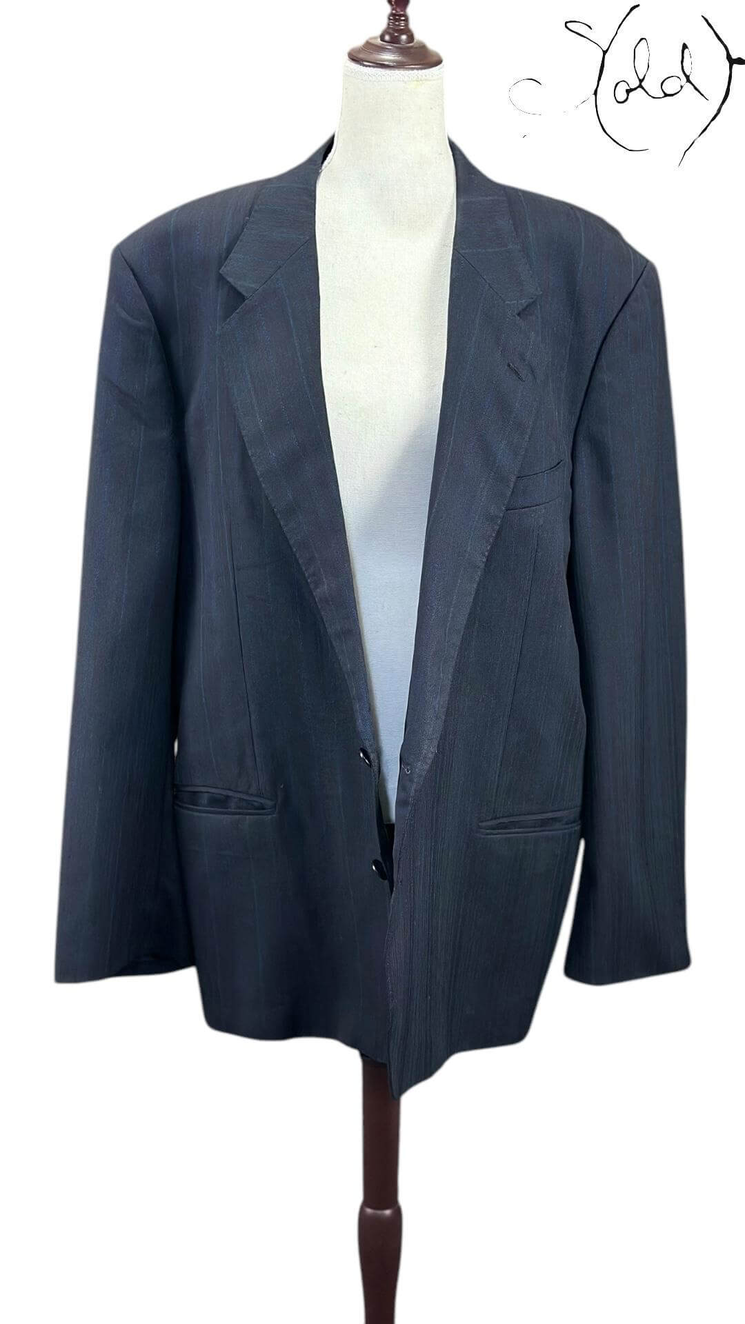 Valentino Uomo Wool Blazer – Deadstock Italian Cut, Hardware detail | Sold Attire