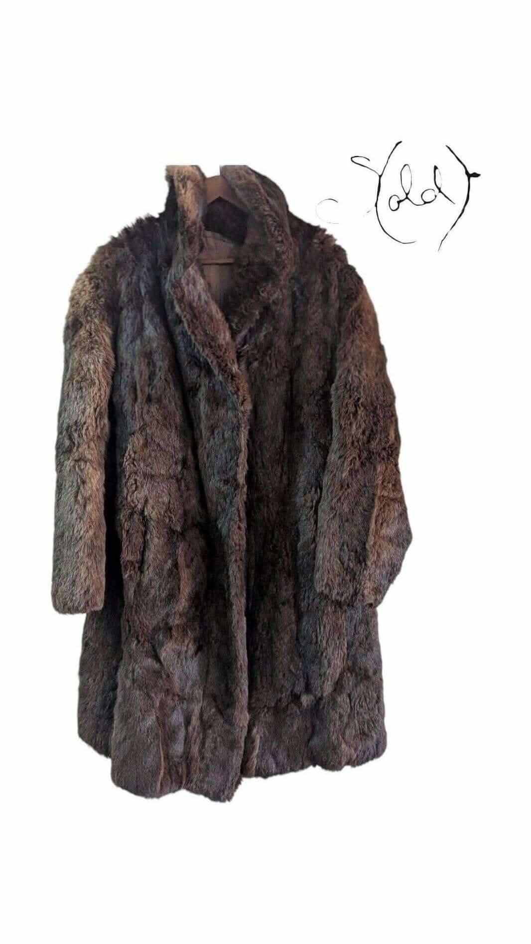 Vintage Fur Coat – Old Money Sophistication