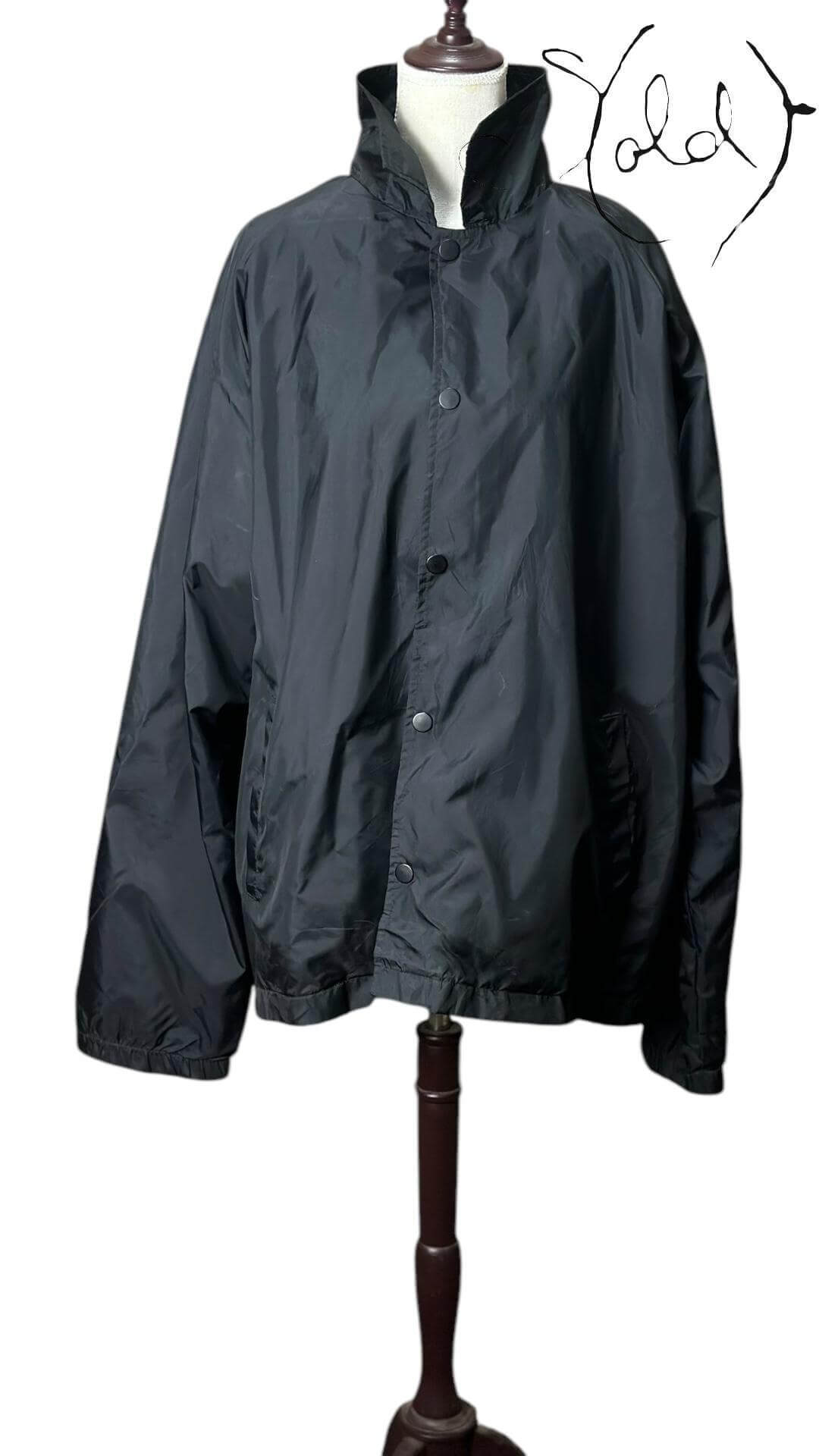 Wear Guard Classic Windbreaker – Minimalist Utility, Detail view | Sold Attire