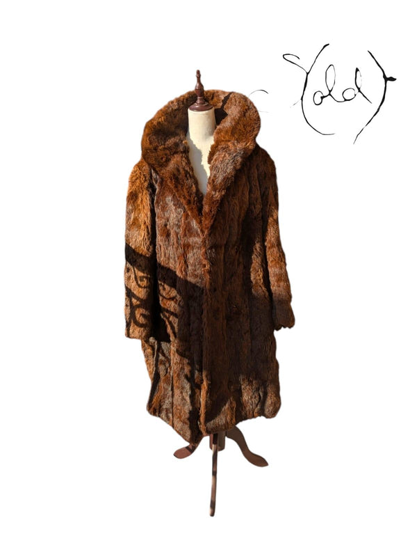 Vintage Fur Coat – Old Money Sophistication