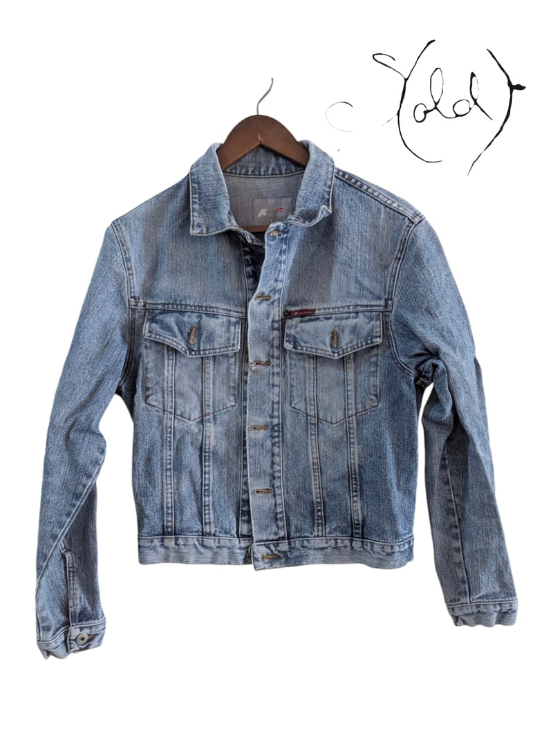 Wrangler Vintage Denim Jacket – Classic Cool