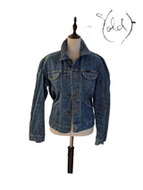 Wrangler Vintage Denim Jacket – Classic Cool