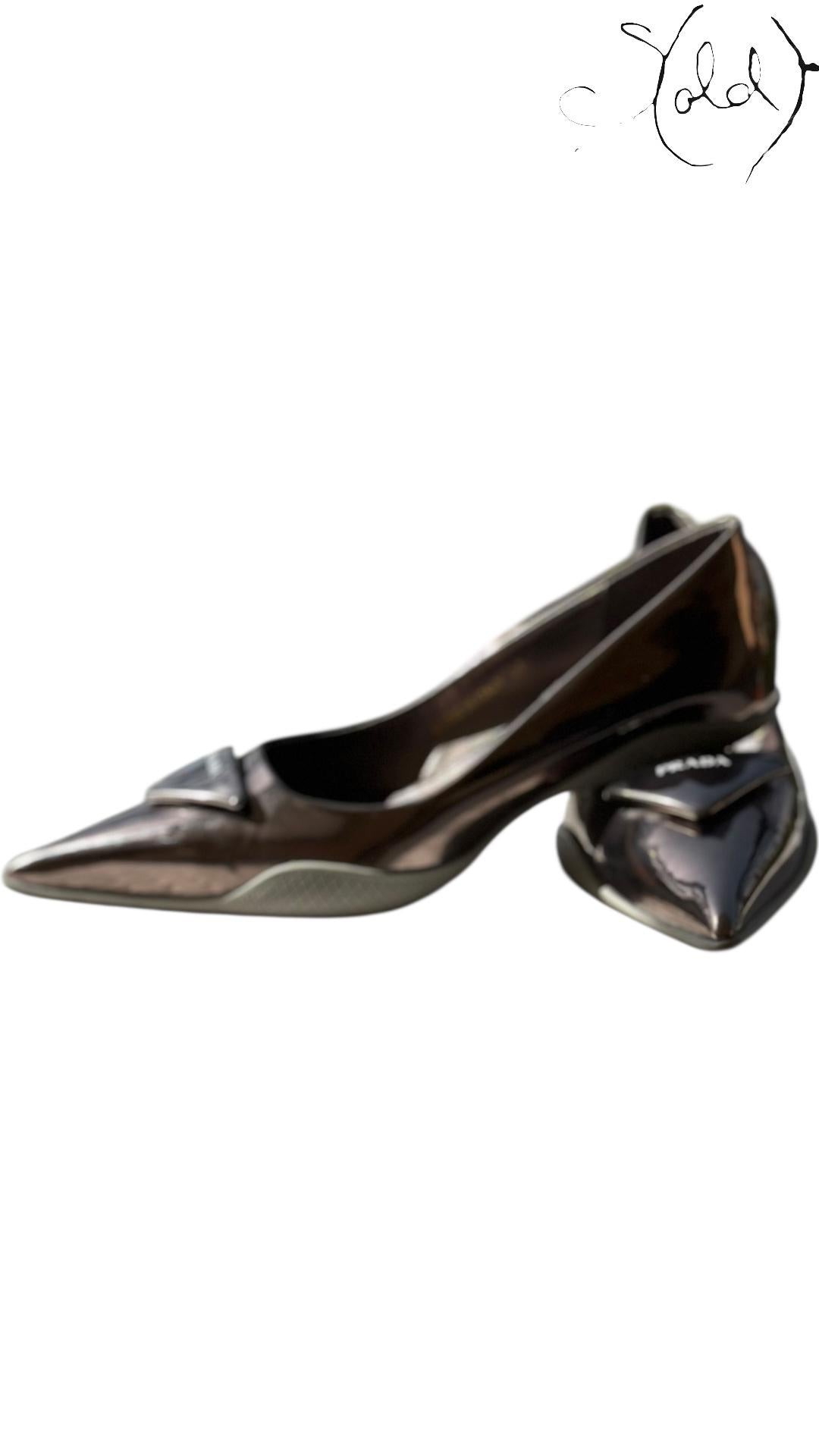 Sold Attire shoes PRADA Monolith Pointed Pumps – Patent Icon | Sold Attire