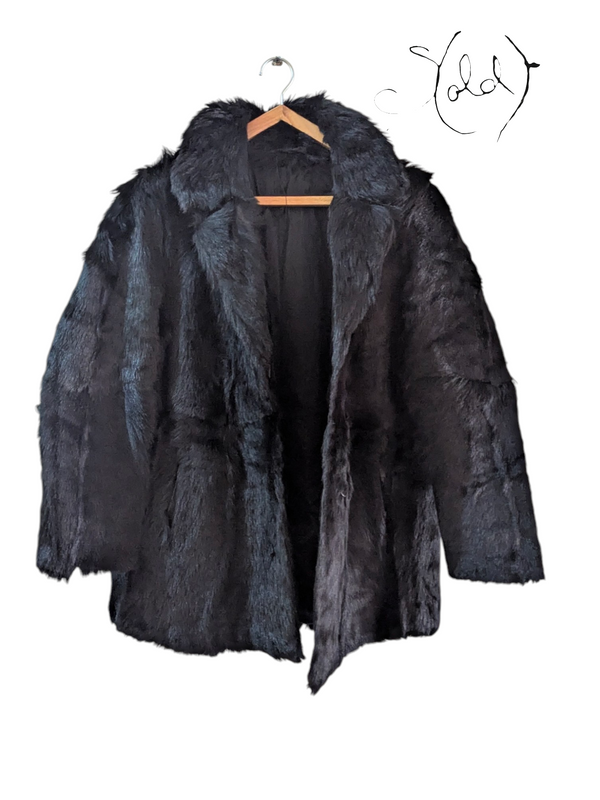 Black Fox Fur Coat - Vintage Elegance