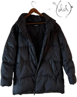 DKNY Black Puffer Jacket – Winter Essential