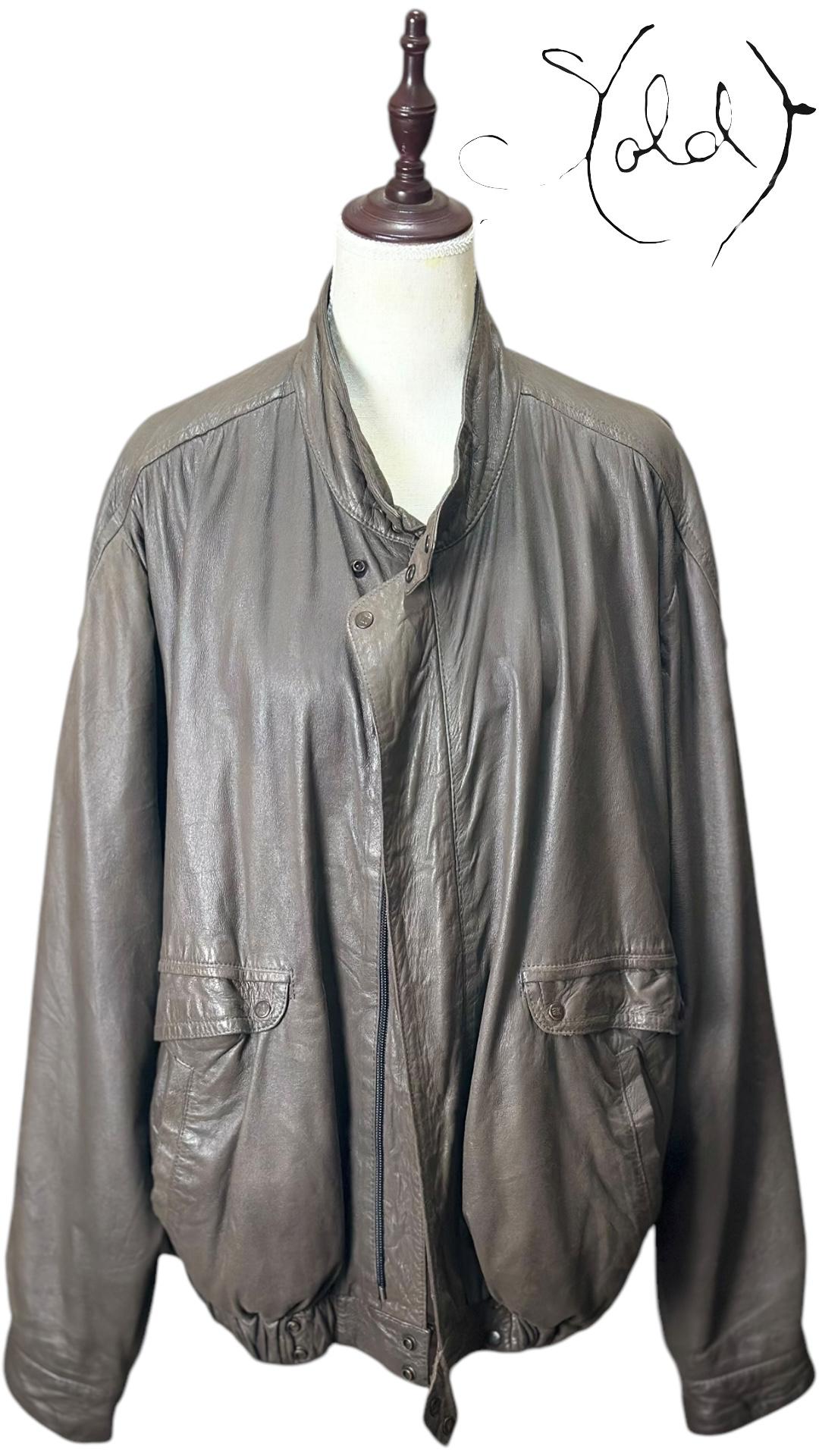 Vintage Leather Bomber Jacket – Streetwise Cool | Sold Attire