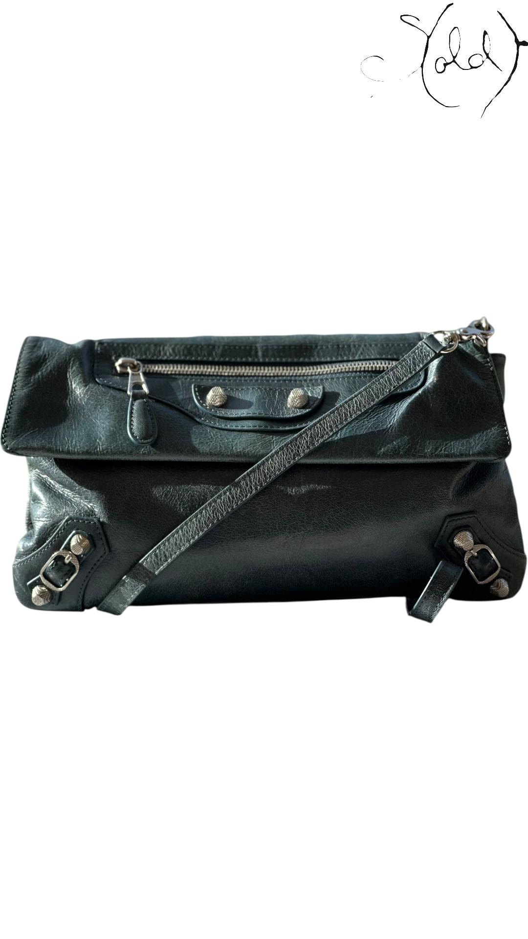 Sold Attire Bag Balenciaga Classic Envelope Clutch – Emerald Archive | Sold Attire