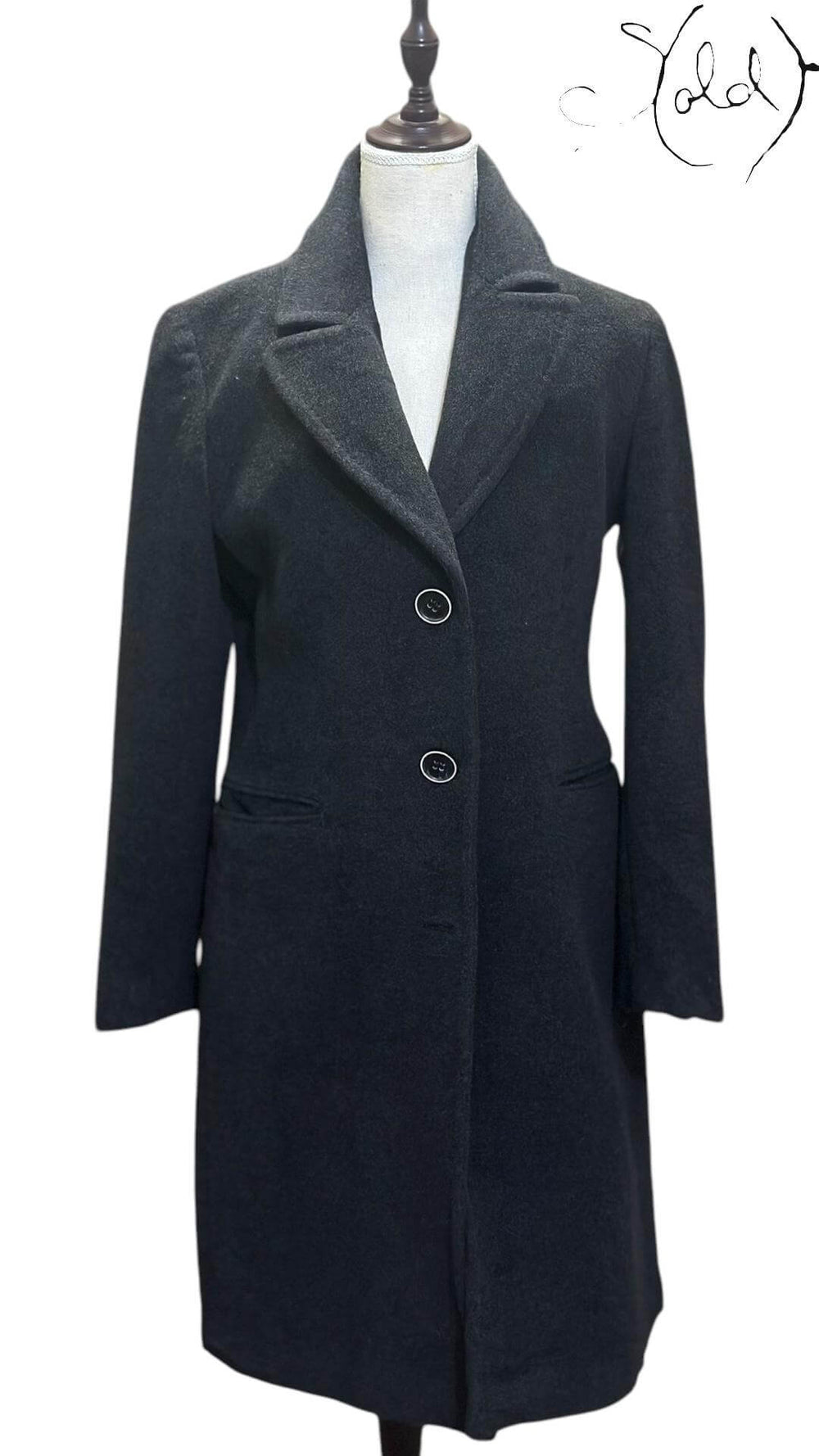 Antonio Fusco Angora Wool Coat – Italian Elegance, Hardware detail | Sold Attire