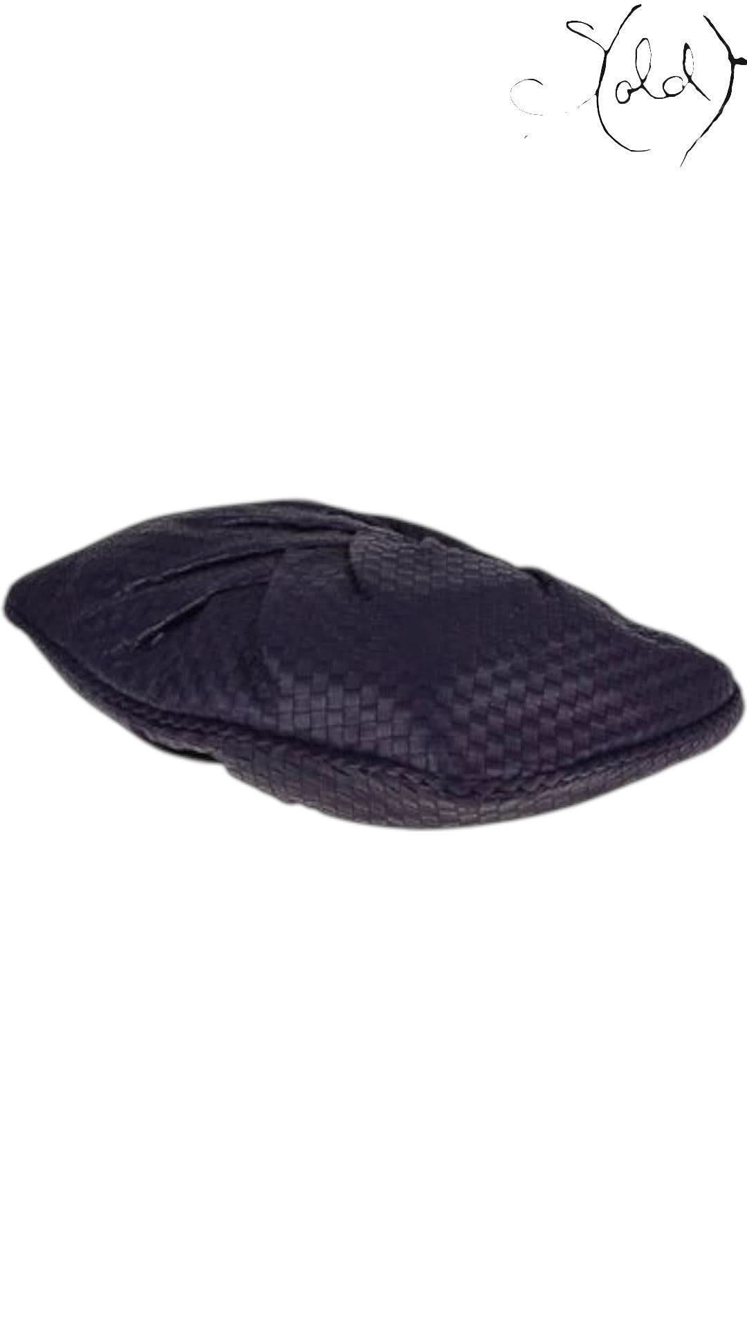 Bottega Veneta Intrecciato Large Hobo | Sold Attire - Sold Attire