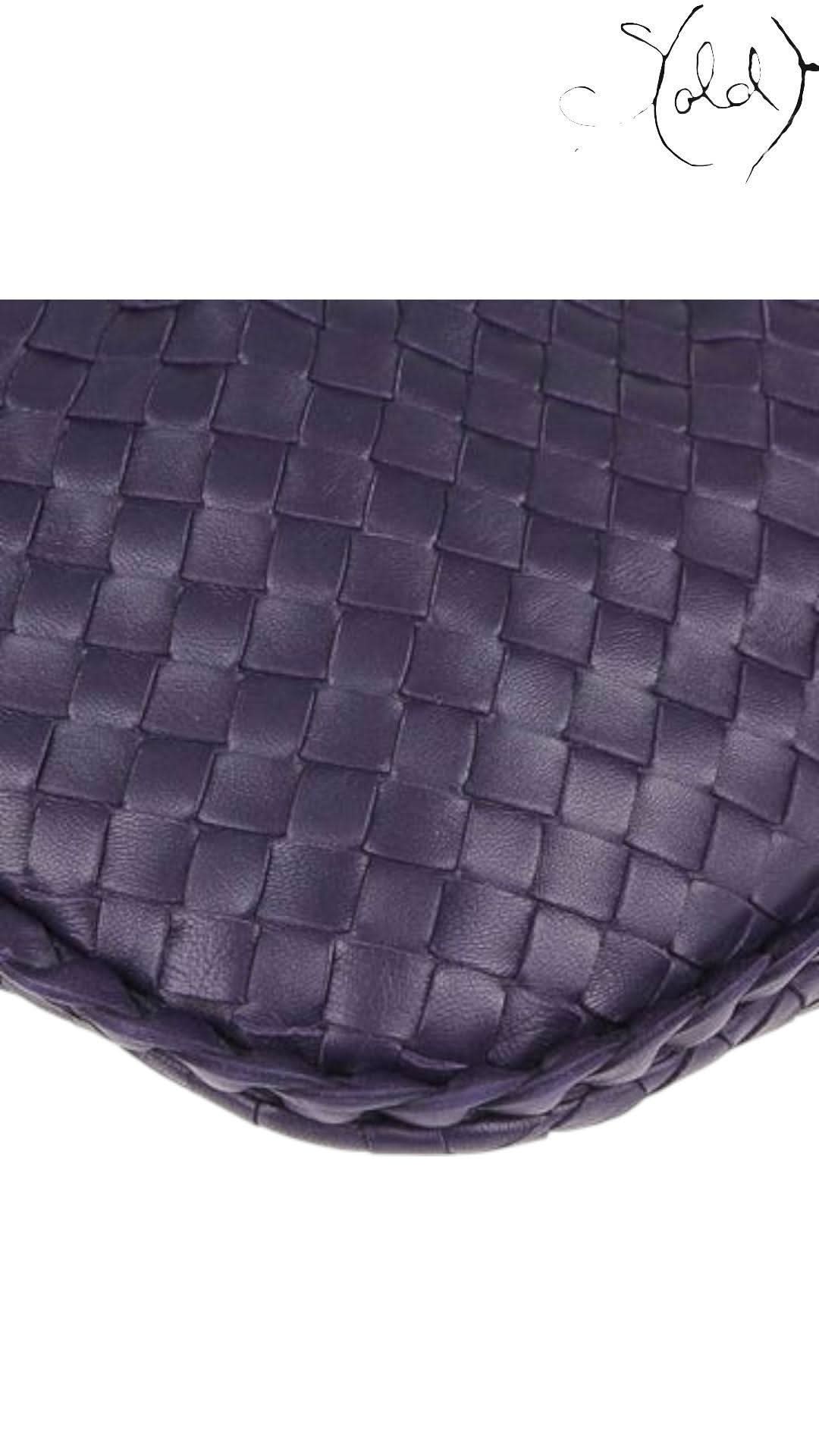 Bottega Veneta Intrecciato Large Hobo | Sold Attire - Sold Attire