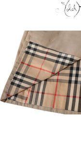 Burberry Vintage Trench Coat Size 170 - Pre-1999 Archival, Detail view | Sold Attire