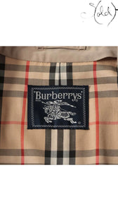 Burberry Vintage Trench Coat Size 170 - Pre-1999 Archival, Hardware detail | Sold Attire