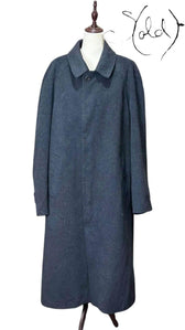 Burberry’s Cashmere Blend Coat – Silent Luxury, Detail view | Sold Attire