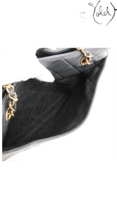 chanel matelasse caviar chain tote, detail view 10