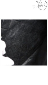 chanel matelasse caviar chain tote, detail view 12