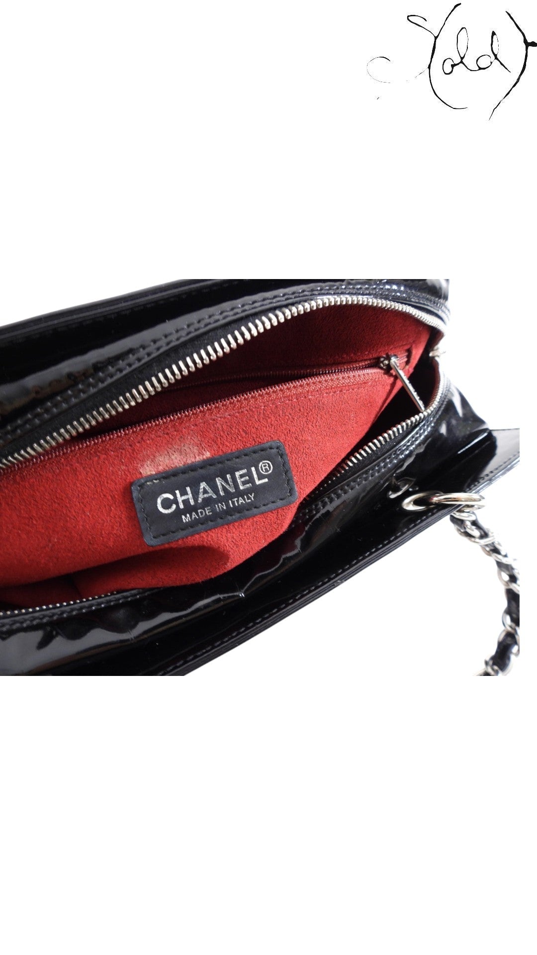 Chanel Choco Bar chain tote interior detail