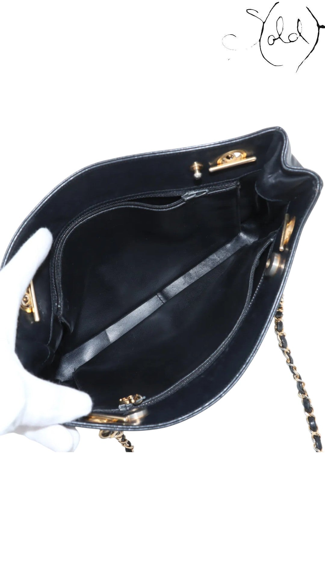Chanel Tote Bag Chanel Vintage 1980s Matelassé Lambskin Chain Tote Black Gold | Sold Attire