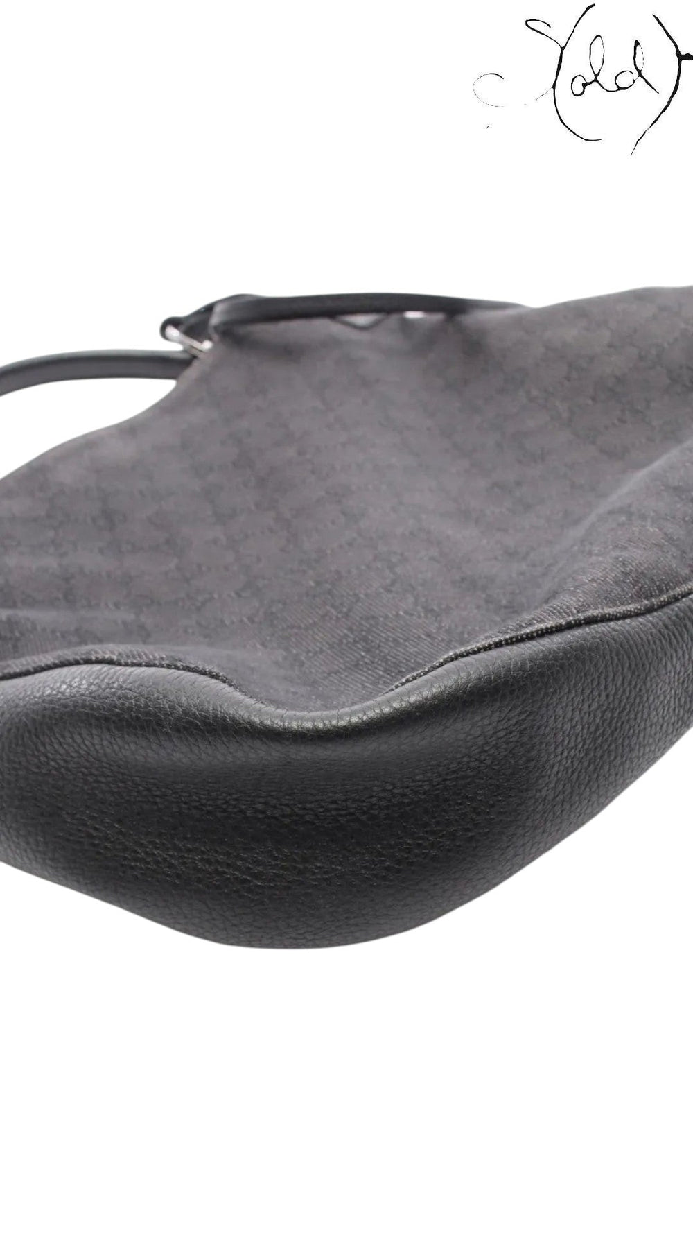 Sold Attire Gucci 00s shoulder bag in black GG Supreme canvas with textured calfskin leather trim and silver hardware.