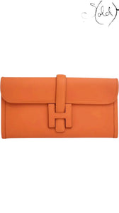 Hermès Jige 29 Swift Leather Clutch Orange, Base view | Sold Attire