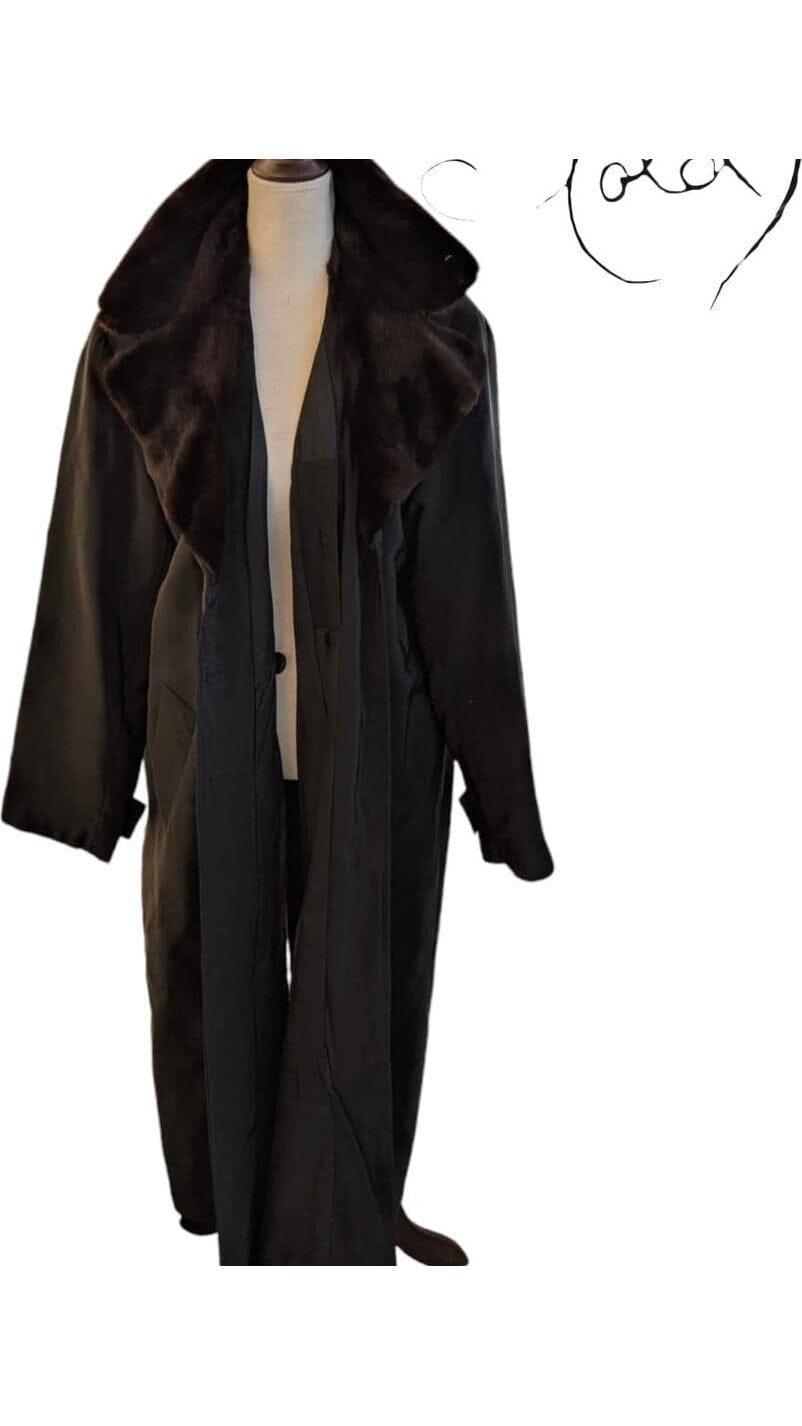 Italian Fur-Collared Winter Coat - Old Money Style