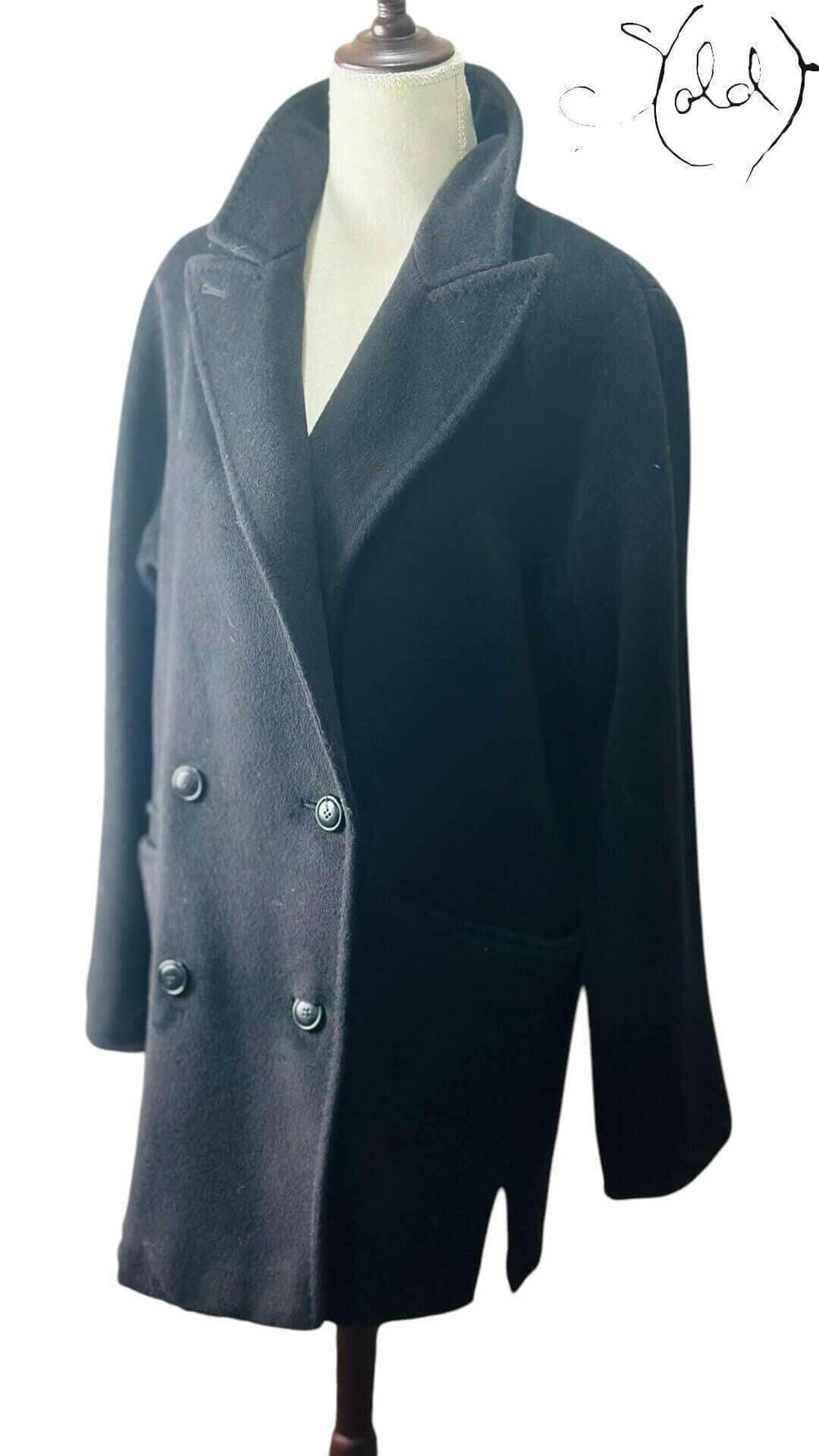 Max Mara Cashmere Wool Coat – The Luxe Icon, Base view | Sold Attire