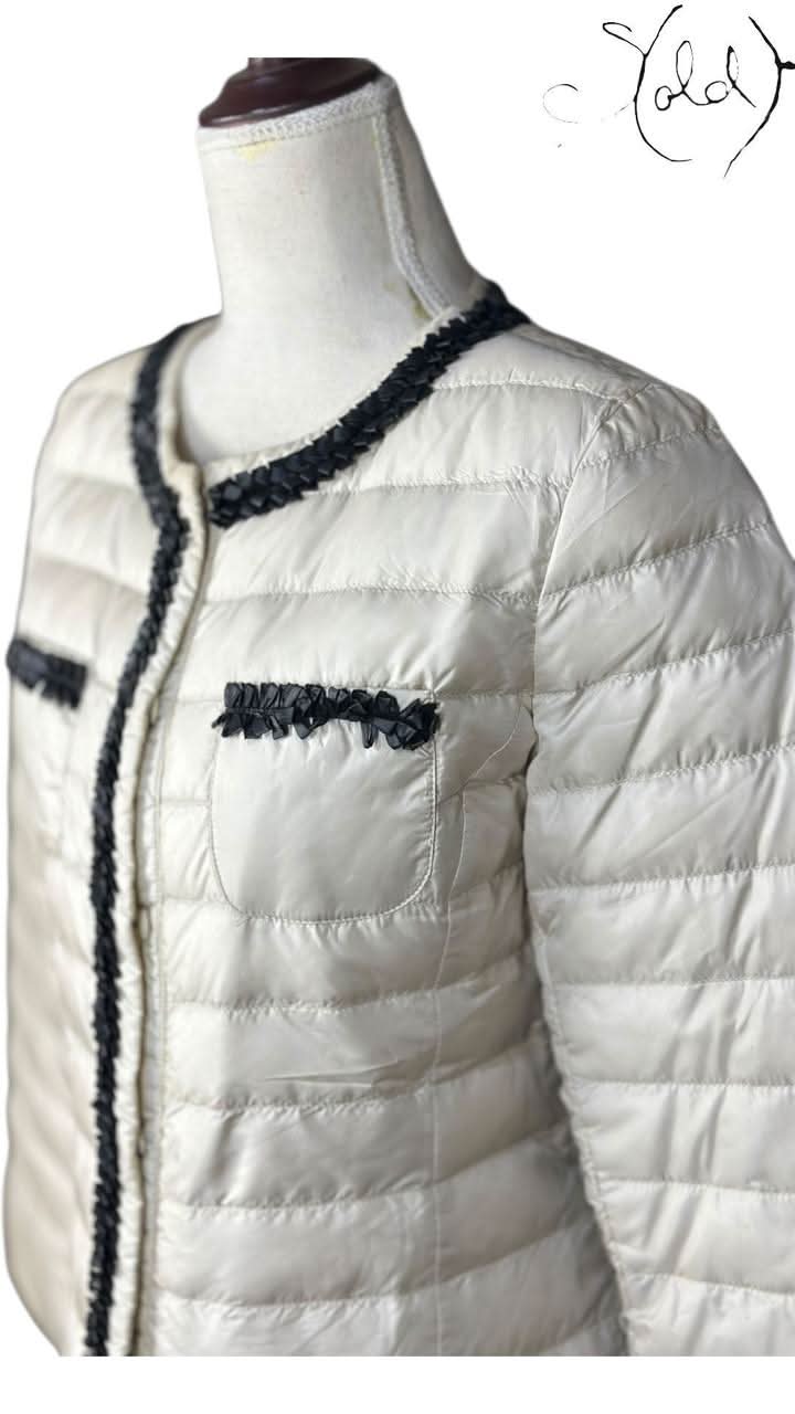 Max Mara Quilted Jacket variant_title Max Mara Weekend Quilted Jacket Cream Black Trim 2000s | Sold Attire