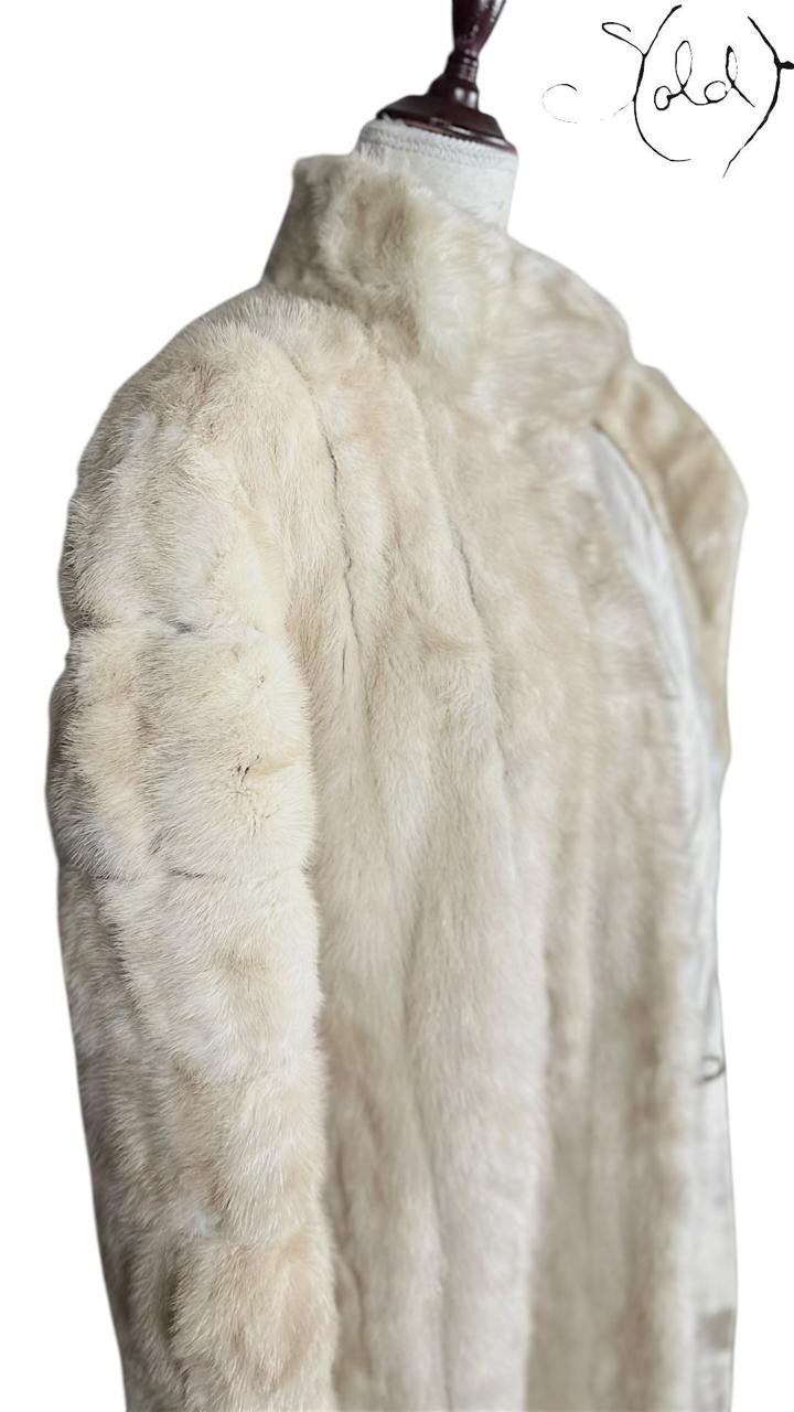 Russian Baby Mink Full-Length Coat Ivory Sectioned, Hardware detail | Sold Attire