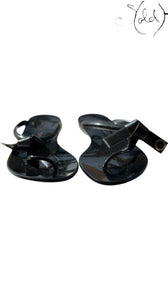 The Louis Vuitton Jelly Sea Star Thong Flats – Gloss Noir, Interior view | Sold Attire
