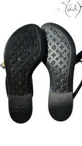 The Louis Vuitton Jelly Sea Star Thong Flats – Gloss Noir, Back view | Sold Attire