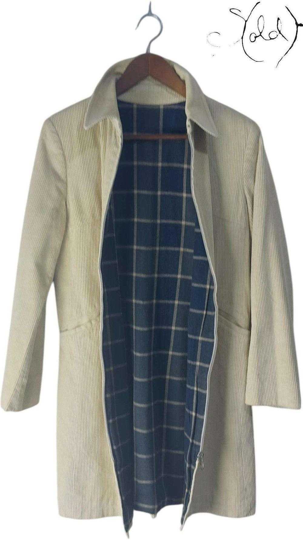 Thomas Burberry Corduroy Coat – The Heritage Classic, Detail view | Sold Attire